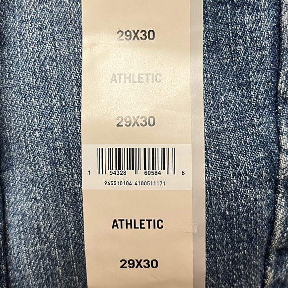 NWT Signature by Levi Strauss & Co. Gold Label Men's Athletic Fit Jean - Picture 14 of 16